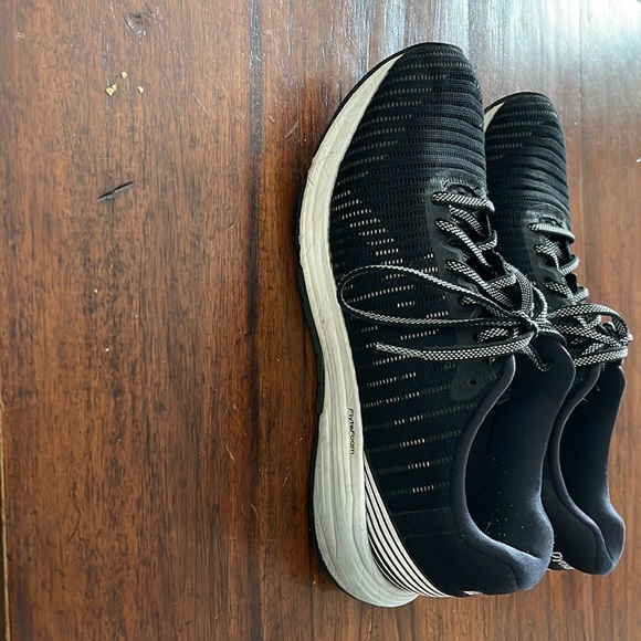 Asics Dynaflyte 3 tennis shoes - Picture 2 of 11